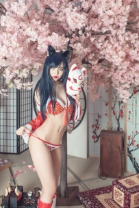 【SaintPhotoLife】Yuna - Yuna's Cosplay Vol.01 LoL Ahri [53P-496MB]